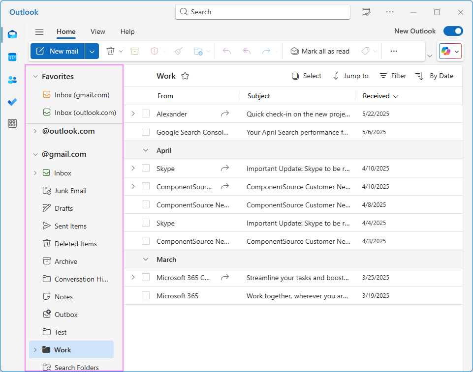 The new Outlook folder pane is changed to a bigger font size.