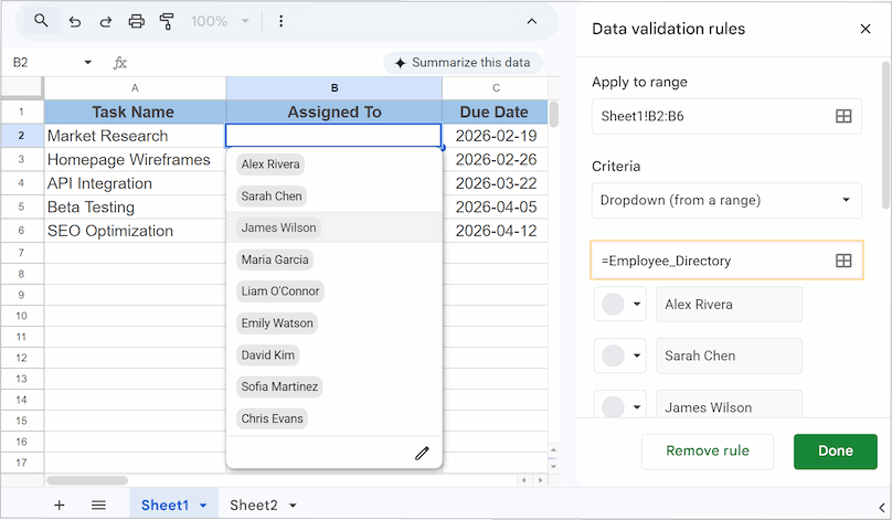 Using a named range in the dropdown criteria.