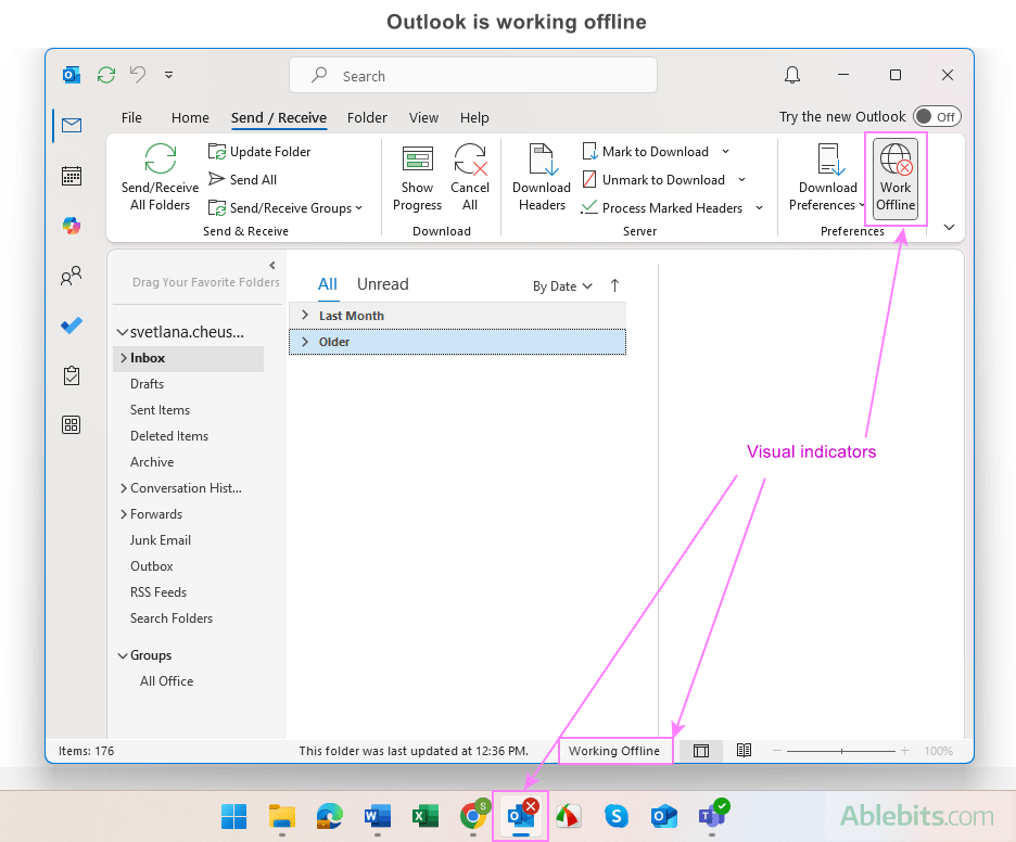 Outlook is working offline.